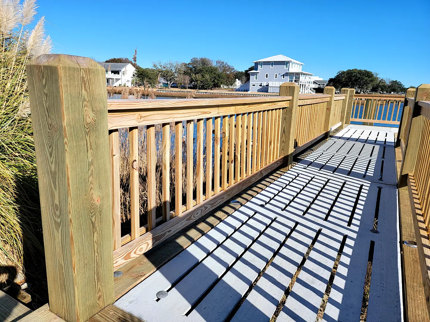 Two Level Dock with a View 25 Two Level Cape Carteret Hog Slat Dock with Spectular View of Bogue Sound