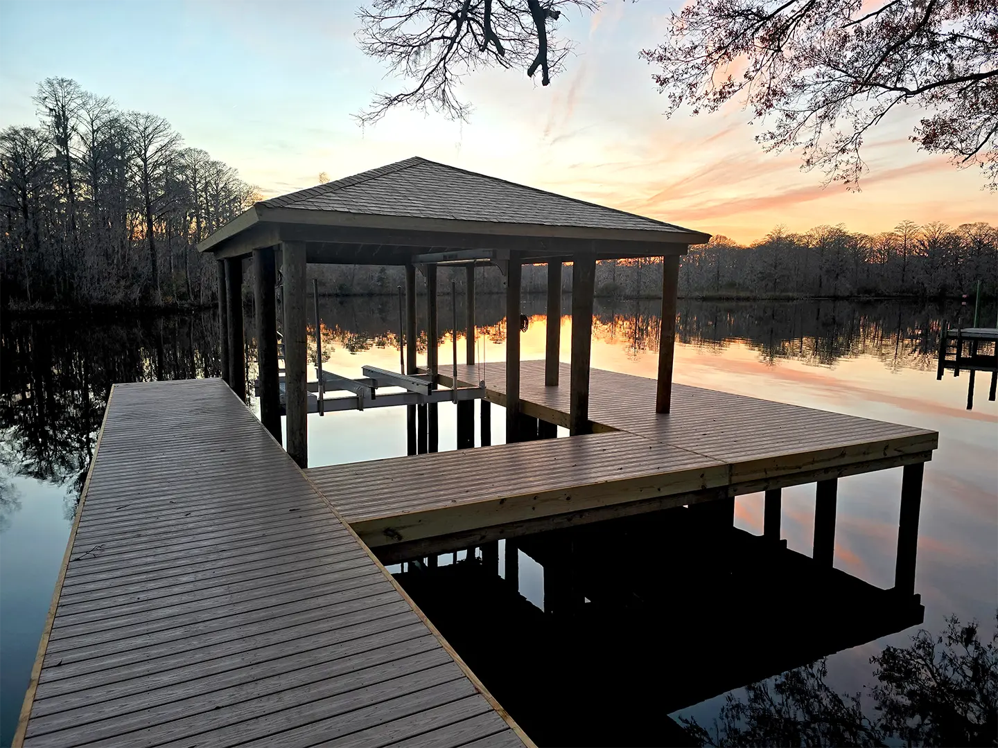 Secluded WearDeck Composite Dock with Boathouse & Boat Lift on Trent River