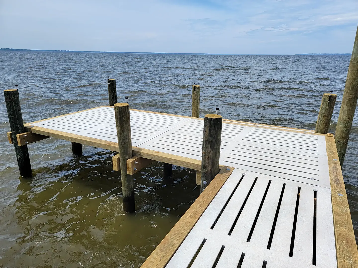 Small Platform Dock 29 Small Platform Dock on Neuse River