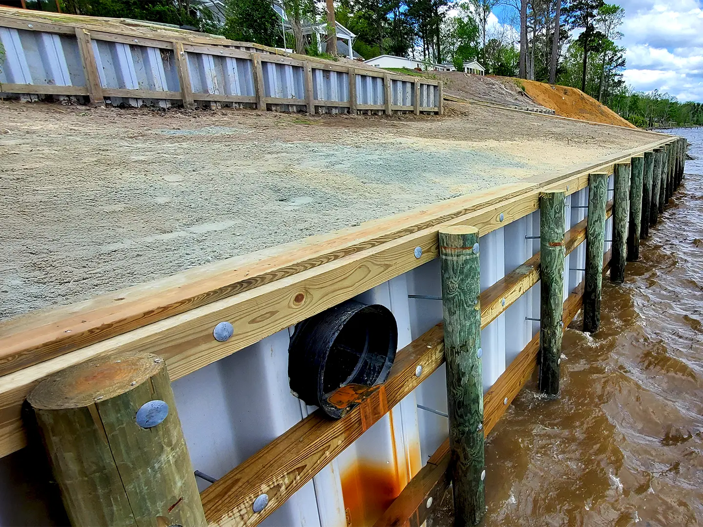 Vinyl Seawall on Neuse River