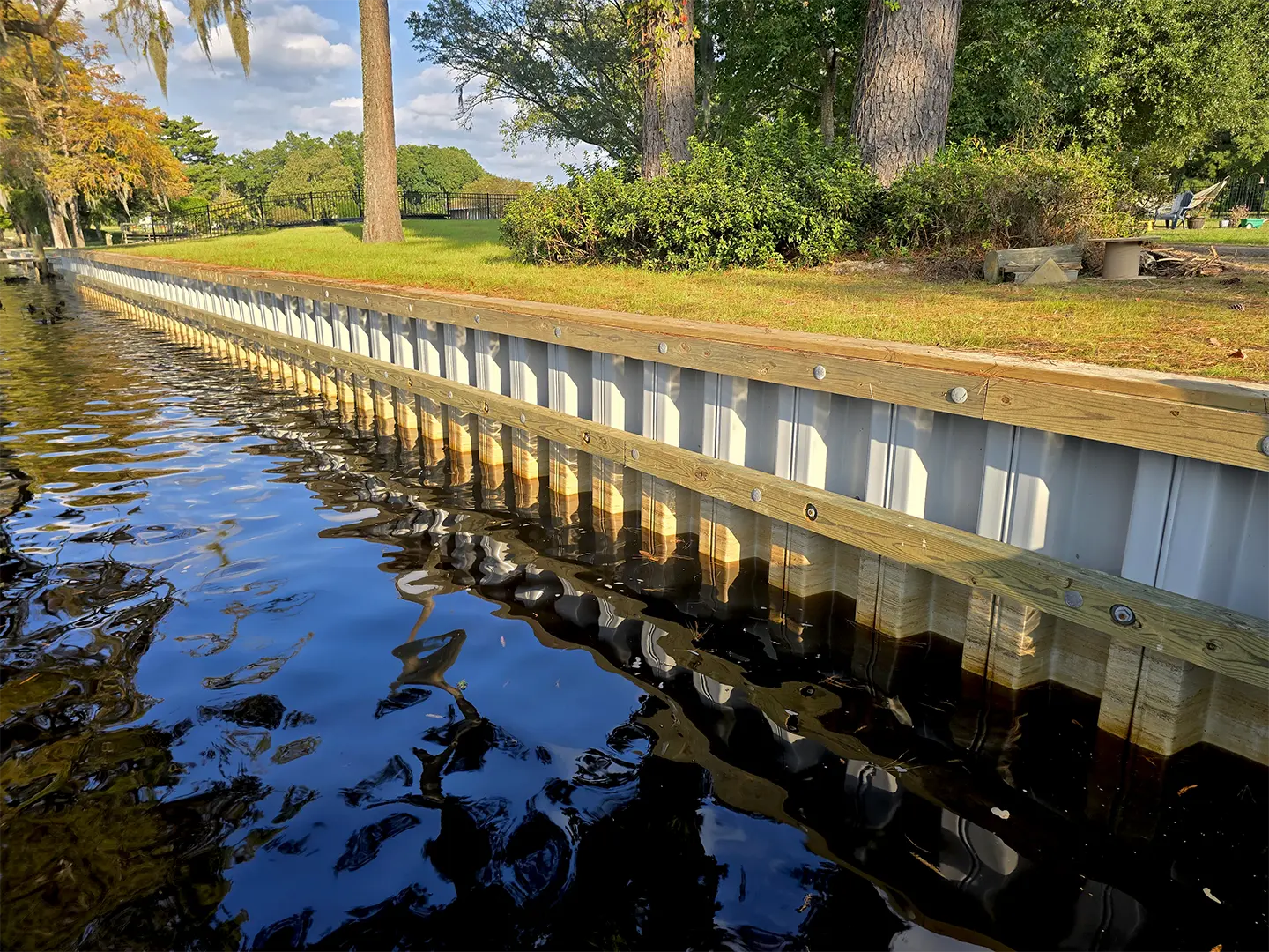 Double wale vinyl seawall on Trent River