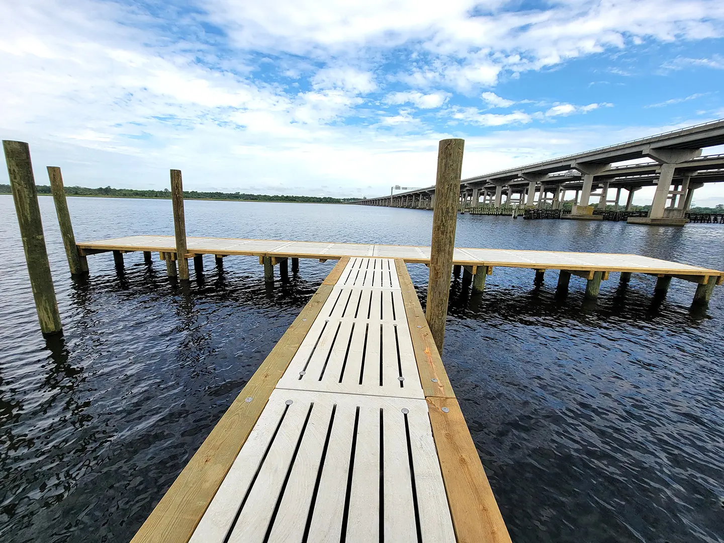Private Marina + Boat Lifts 58 Private Trent River Marina with Boat Lifts