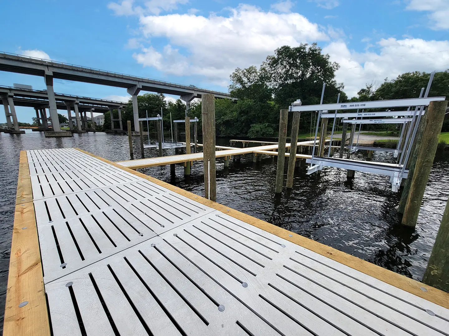 Private Marina + Boat Lifts 59 Private Trent River Marina with Boat Lifts