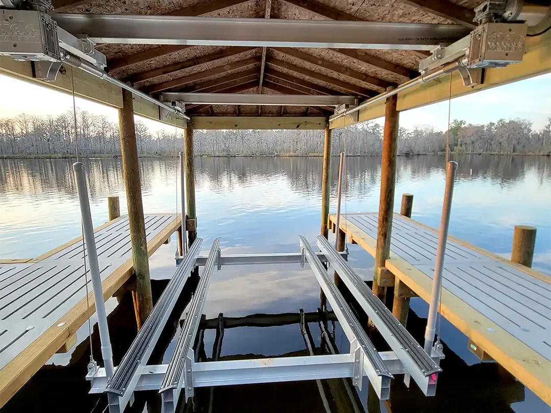 Boathouse + Lift Dock 53 Boathouse + Boat Lift Hog Slat Dock on Wilson Creek